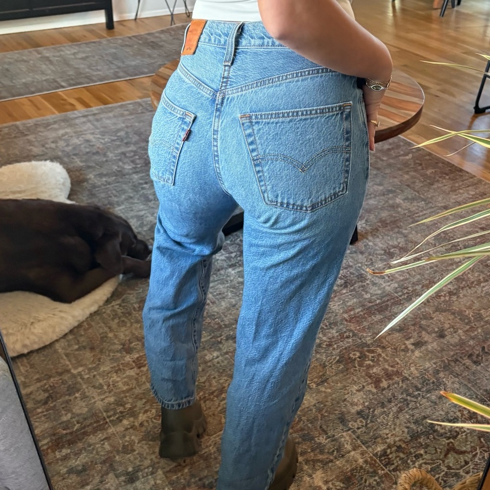 Levi's Light Blue Straight Leg Women's Jeans